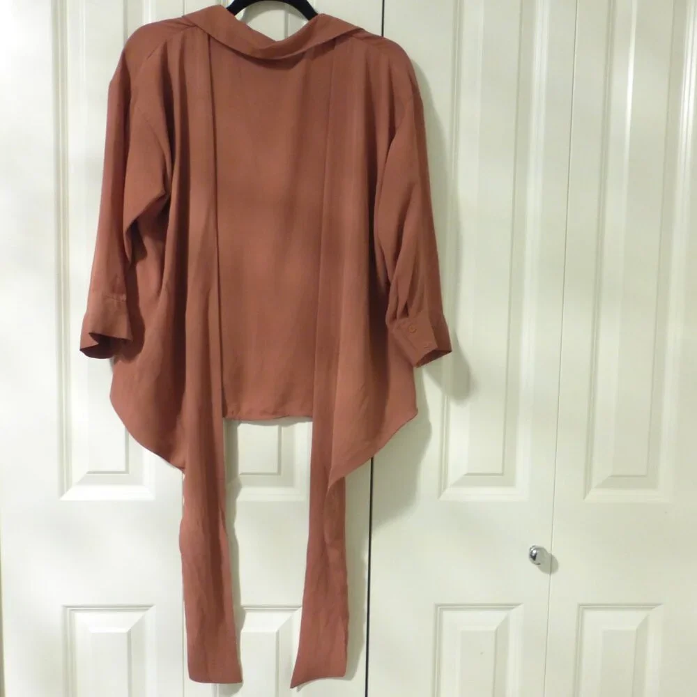 FOREVER 21 rosy pink three quarter sleeve oversized v-neck blouse - Picture 8 of 11